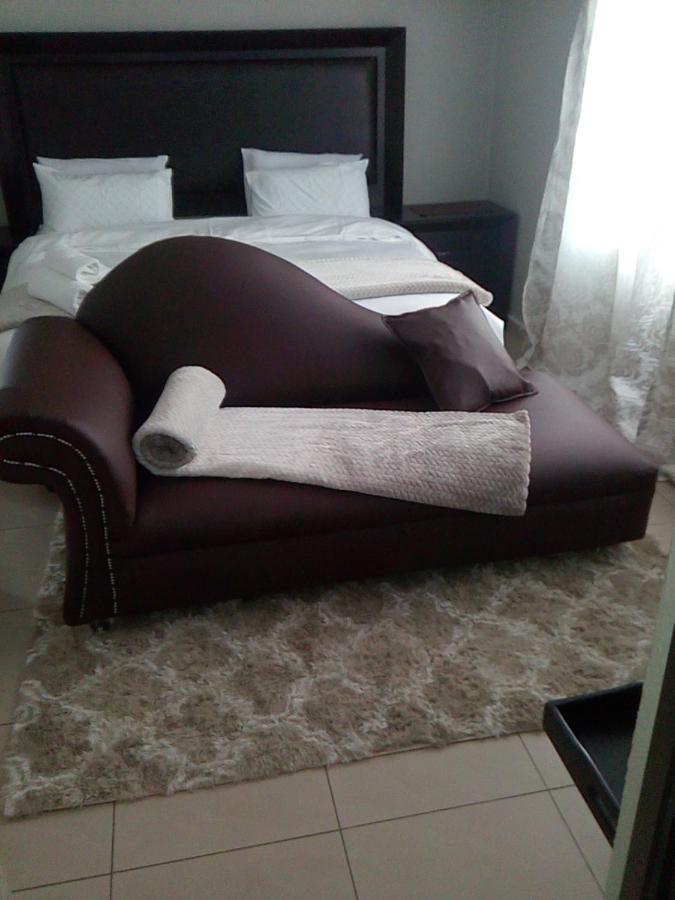 Tlelakufuma Guest House Johannesburg Exterior photo